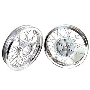 Ruota a raggi per Moto Guzzi Serie Grossa 18''x2.50 - 18''x3.00 CNC kit completo