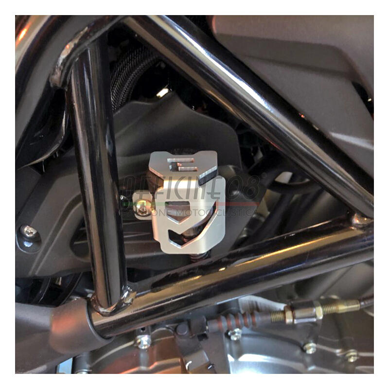 Bremsflussigkeitsbehalters schutz Benelli TRK 502 X hinten MyTech grau